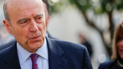 알랭쥐뻬(Alain Juppé) 전 총리, 공화당 대선 경선 여론 조사에서 압도적으로 1위에 올라 (2016년)