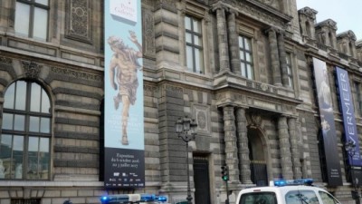 루브르 박물관(Musée du Louvre) 흉기테러 (2017년)