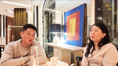 이 대통령, 해외입양 인권침해 공식 사과 후, 프랑스 입양인 단체, ‘한국의뿌리' 협회 임원들과의 만남